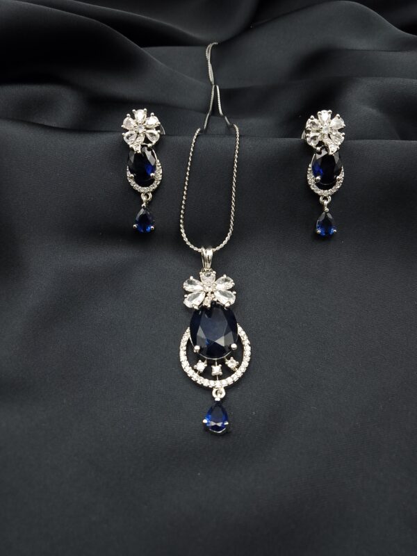 One Carat Silver Stone Set - Image 4