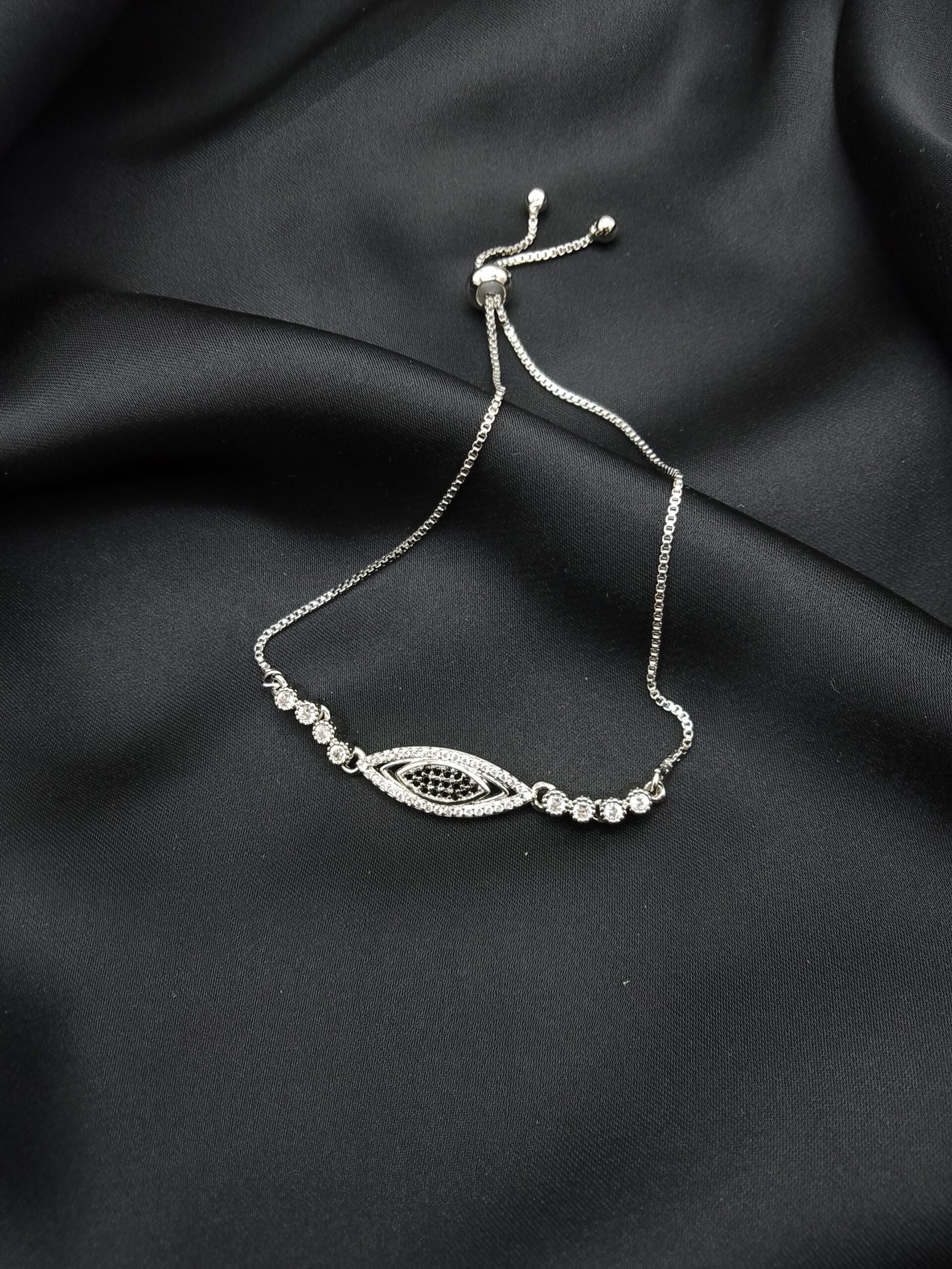 Exif_JPEG_420 Silver Bracelet - Image 1